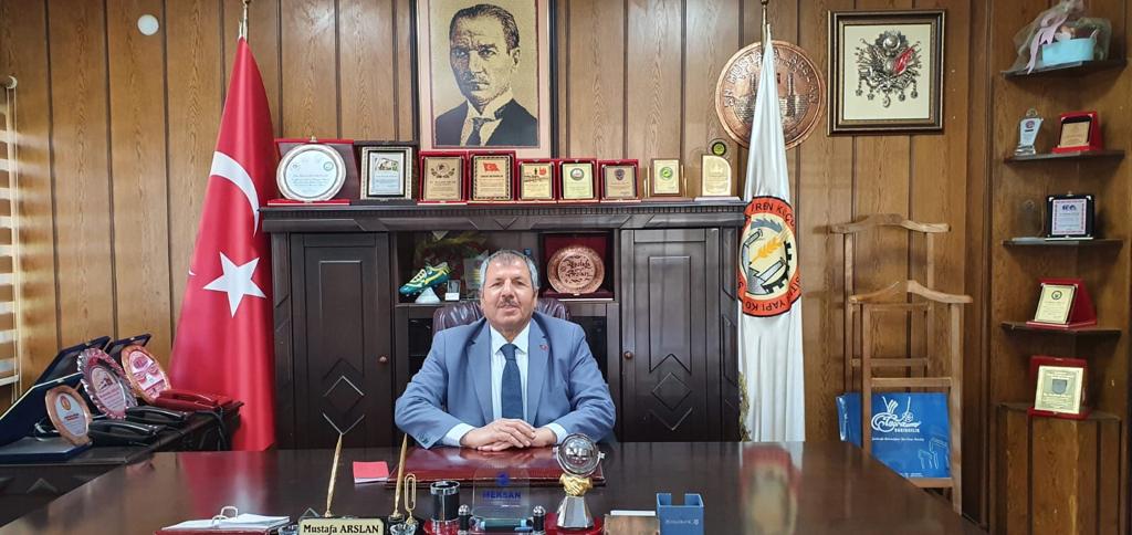 BAŞKAN MUSTAFA ARSLAN KURBAN BAYRAMINI KUTLADI