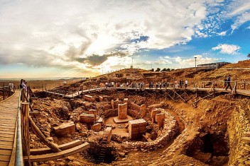 GÖBEKLİ