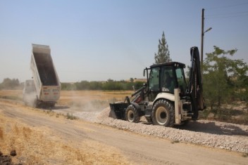 Haliliye yol yapım çalışmalarını