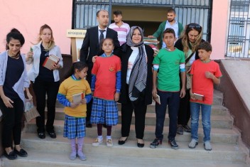 BÜYÜKŞEHİR BELEDİYESİNDEN ÖĞRENCİLERE ÇEVRE BİLİNCİ