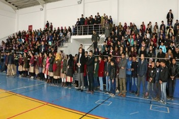 BÜYÜKŞEHİR BELEDİYESİNDEN VİRANŞEHİRLİ ÖĞRENCİLERE KİTAP