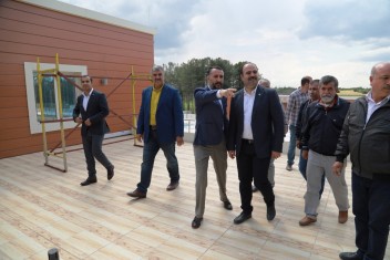 SİVEREK BEKLEDİĞİ PROJELERE BİR BİR