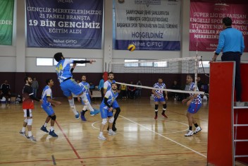 HALİLİYE BELEDİYESPOR’DA ÇİFTE