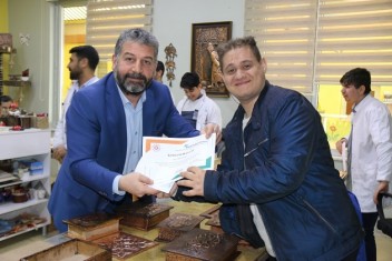 BÜYÜKŞEHİRDE ENGEL