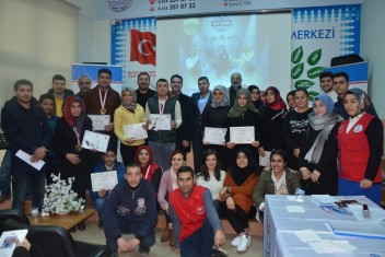 İpekyol Gençlik Merkezinde Gençlerarası Şiir Okuma Yarışması İl
