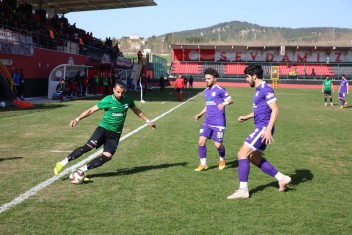KARAKÖPRÜ BELEDİYESPOR ÜÇ PUANI TEK GOLLE
