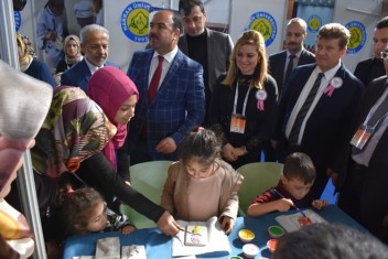 Harran Üniversitesi, Katıldığı Fuarlarla Şehrin Ekonomisini
