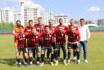 KARAKÖPRÜ BELEDİYESPOR ÜÇ PUANI TEK GOLLE