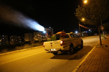 KARAKÖPRÜDE GECE İLAÇLAMASI ARALIKSIZ