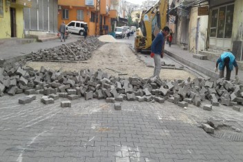 EYYÜBİYE BELEDİYESİ MERKEZ VE KIRSALDA YOL YAPIM ÇALIŞMALARINI