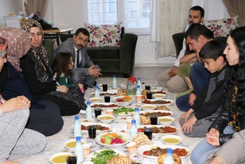 BAŞKAN BAYDİLLİ VATANDAŞIN İFTAR