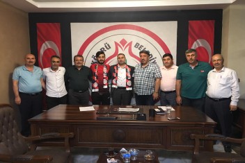 KARAKÖPRÜ’DE GENÇLER YUVADA