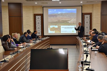 Harran Üniversitesinden Göbeklitepe ve Karahantepe Kazılarına Büyük