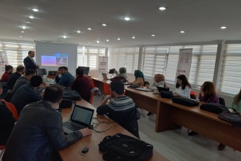 Harran Üniversitesi’nde Yapay Zekâ Öğretmen Eğitimi