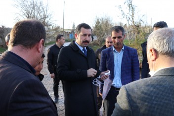 BAŞKAN BAYDİLLİ SEL BÖLGESİNİ ZİYARET