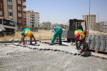 NARLIKUYU’DA PARKE DÖŞEME