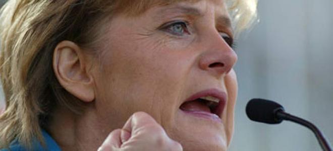  Merkel'den köklü reform çağrısı