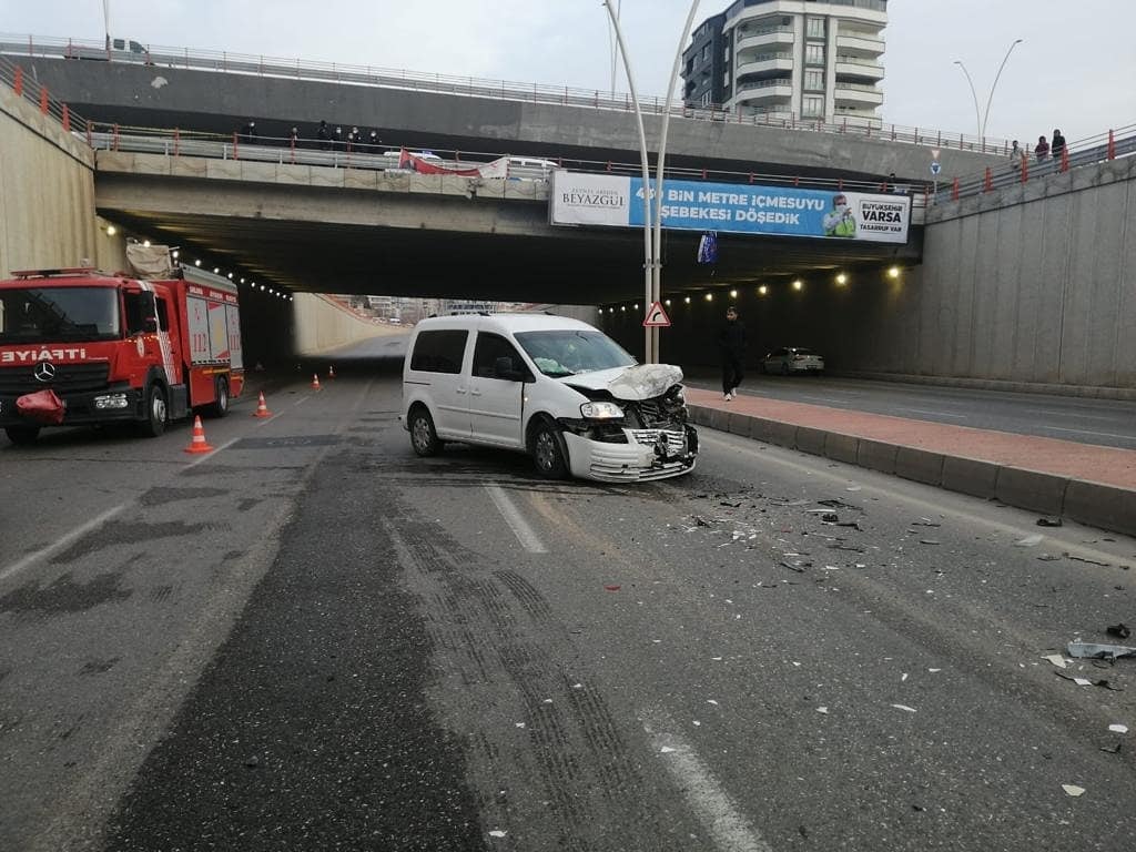 ŞANLIURFA'DA TRAFİK KAZASI