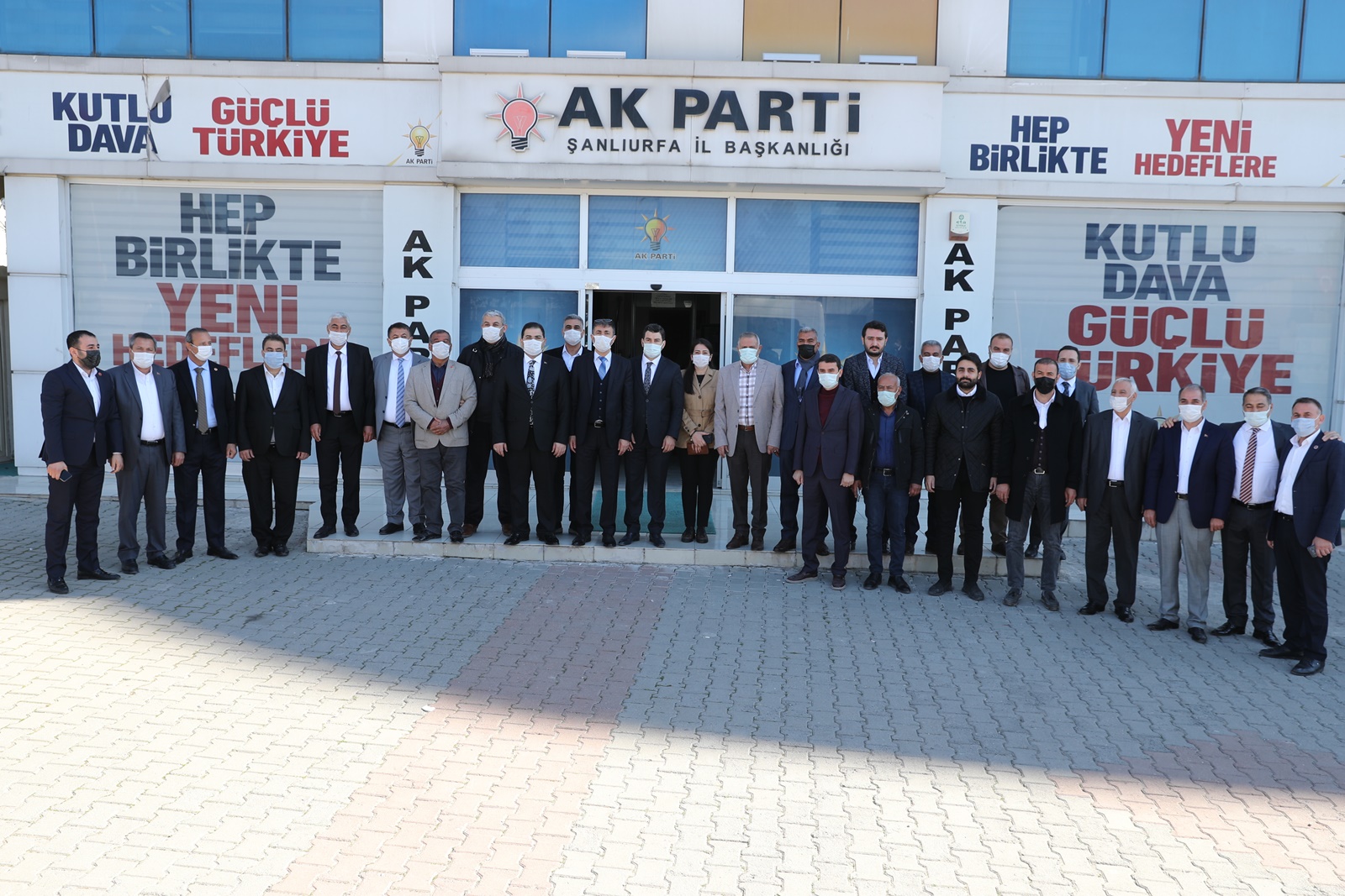 CANPOLAT’TAN AK PARTİ TEŞKİLATINA “HAYIRLI OLSUN” ZİYARETİ
