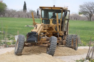 KARAKÖPRÜ KIRSALINDA YOL SEFERBERLİĞİ SÜRÜYOR