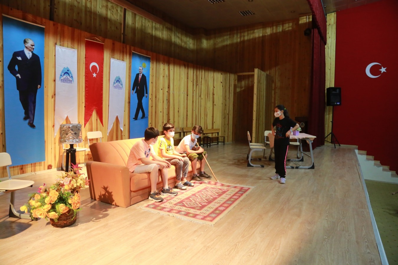 ÖĞRENCİ VE VELİLERDEN BAŞKAN KUŞ’A TEŞEKKÜR.