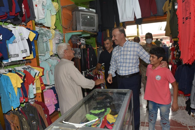 Vali Erin Telabyad’da Halkı ve Çocukları Sevindirdi