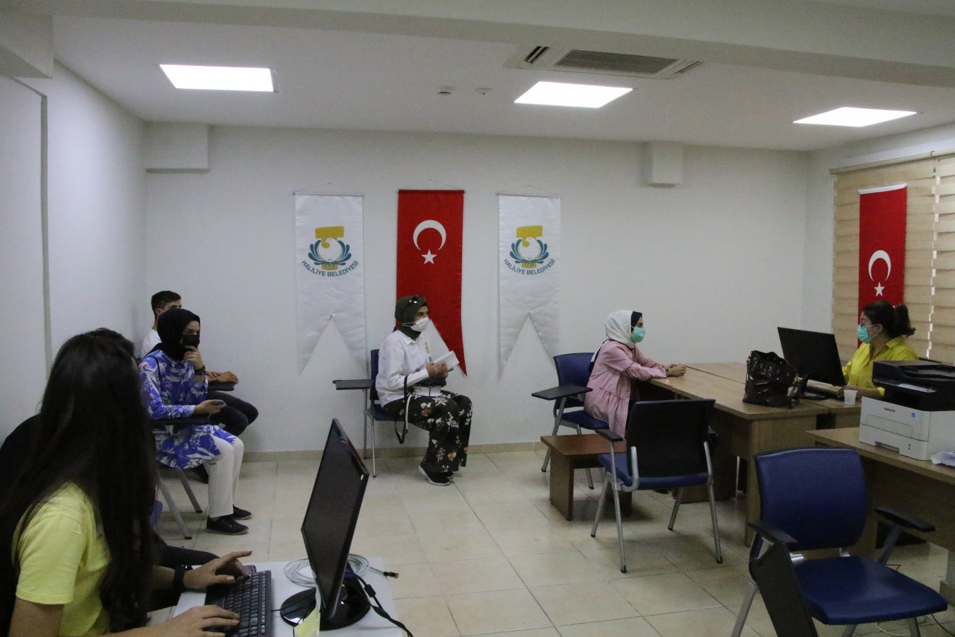 HALİLİYE BELEDİYESİNDEN ÖĞRENCİLERE ÜCRETSİZ TERCİH DANIŞMANLIĞI