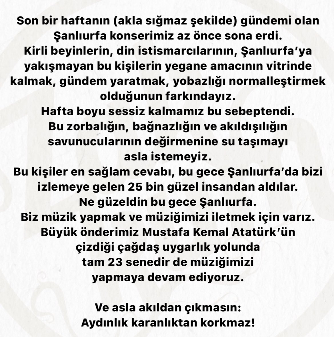 ZAKKUM KONSERİ BİTTİ AMA TARTIŞMALAR DEVAM EDİYOR