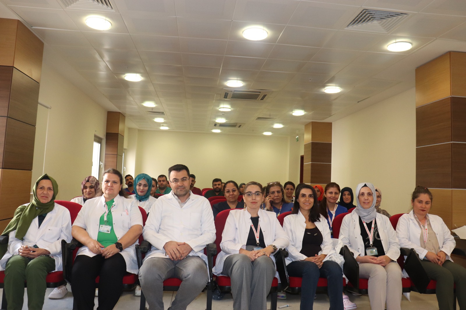 “YETERİNCE ANNE SÜTÜ ALAN ÇOCUKLAR DAHA SAĞLIKLI VE BAŞARILI BİR GELECEK BEKLİYOR”