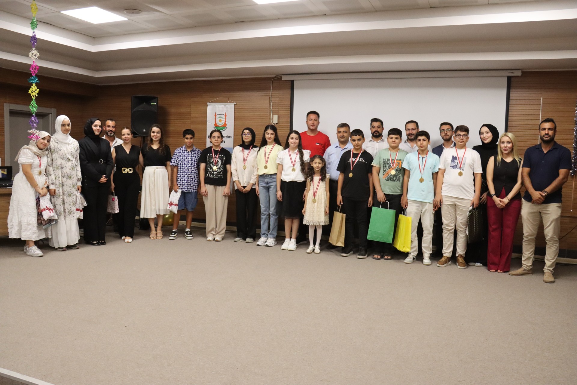 ESENTEPE GENÇLİK MERKEZİ YAZ KURSLARI SONA ERDİ