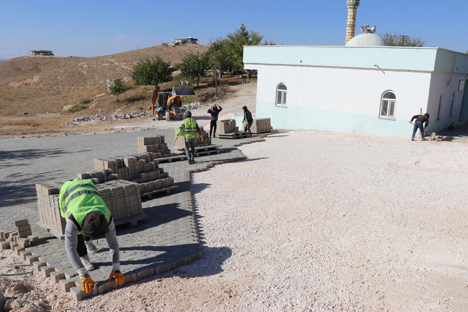 HALİLİYE’DE KONFORLU ULAŞIM İÇİN 14 EKİP SAHADA