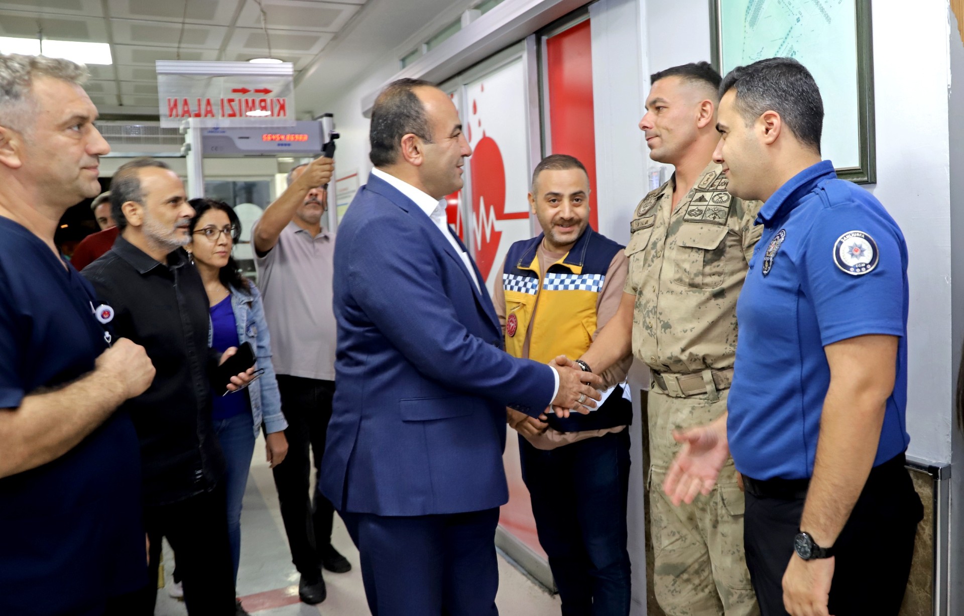 İl Sağlık Müdürü Dr. Erhan Berk’ten Balıklıgöl Devlet Hastanesi’ne Gece Denetimi
