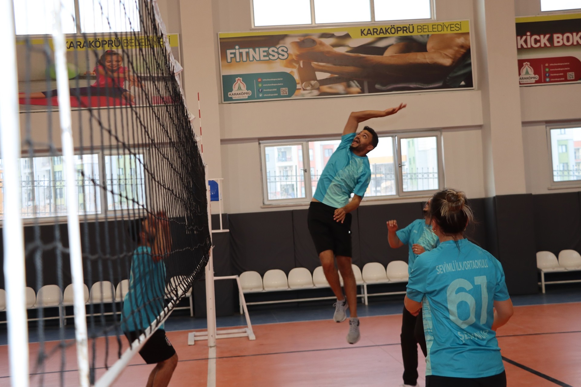 ÖĞRETMENLER KARAKÖPRÜ’DE SAHAYA ÇIKTI