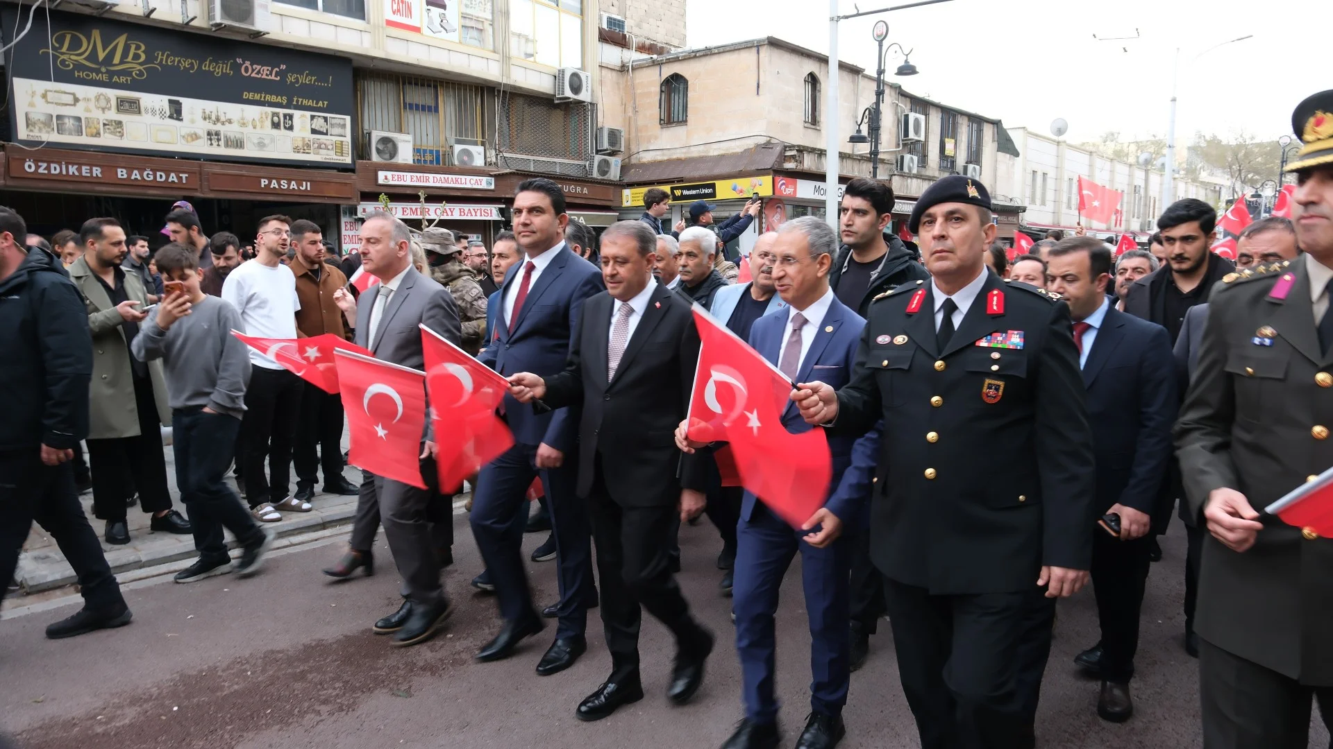 ŞANLIURFA’DA KURTULUŞ COŞKUSU