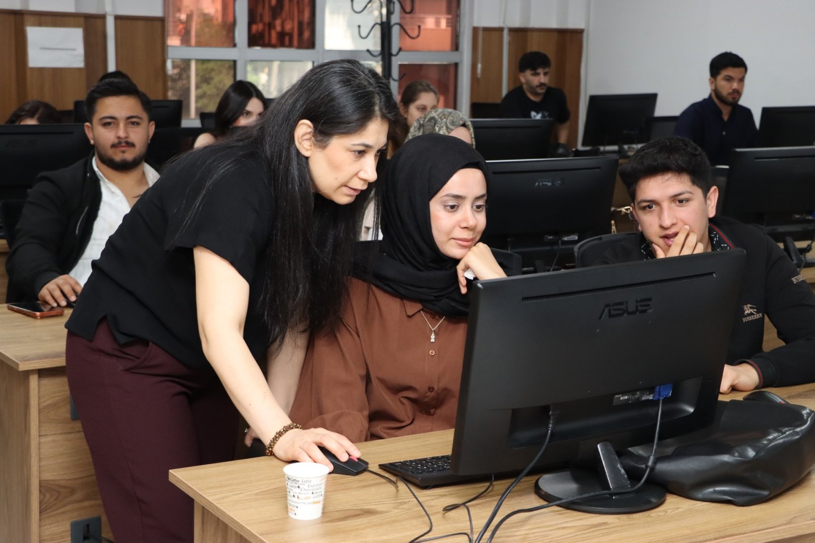 BÜYÜKŞEHİR BELEDİYESİ DİJİTAL BECERİLERİ GELİŞTİRİYOR