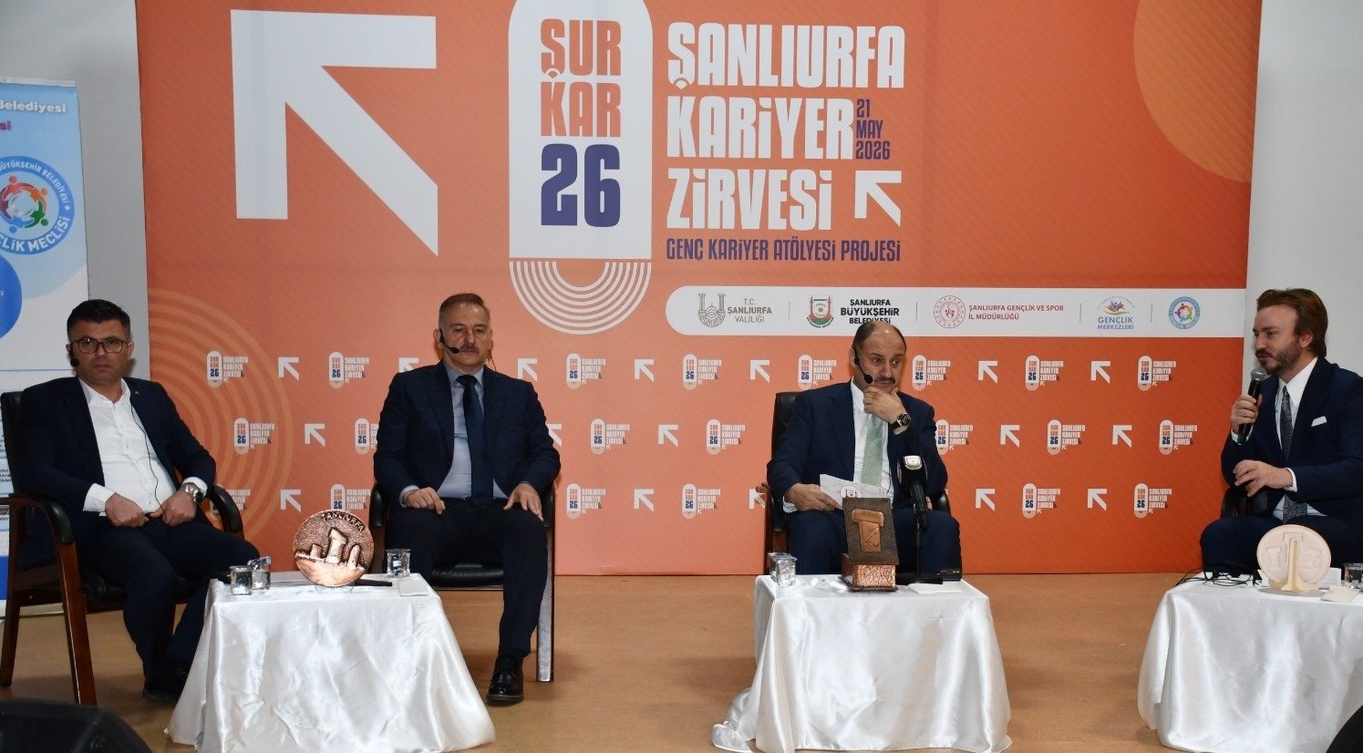 Şanlıurfa Kariyer Zirvesi’nde Harran Üniversitesi’nin Dijitalleşme ve Akreditasyon Vizyonu Öne Çıktı