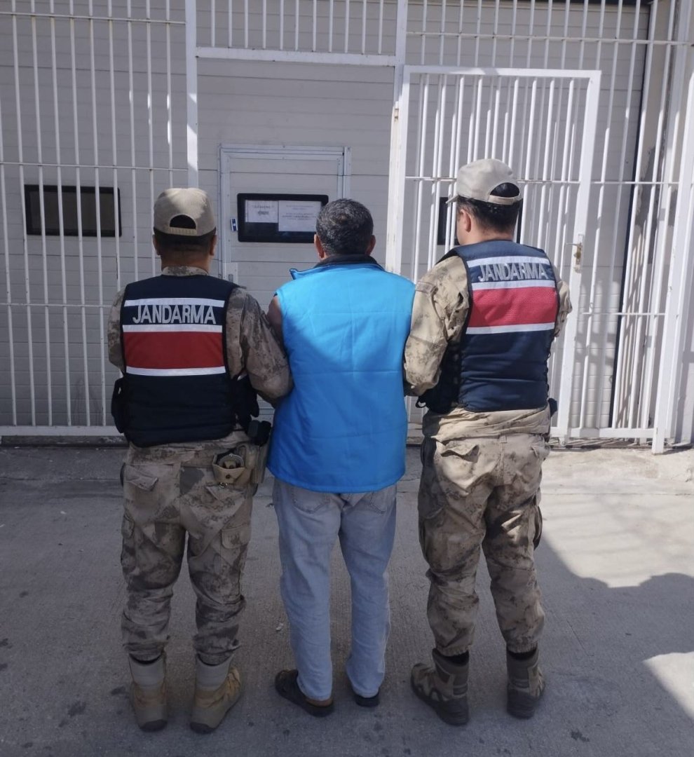 Şanlıurfa’da 12 Yıl 6 Ay Hapis Cezası Bulunan Firari Yakalandı